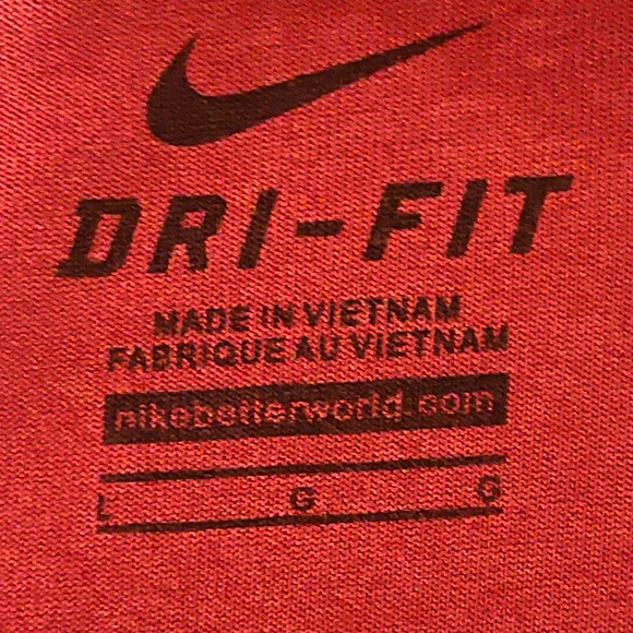 Trojans SC  Nike Dri-Fit  Men's Graphic T-Shirt  Red  Size L  Short Sleeve - Picture 2 of 3